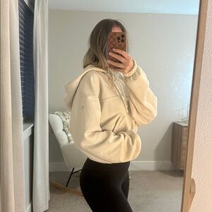 ALO Yoga Cream Pullover Hoodie